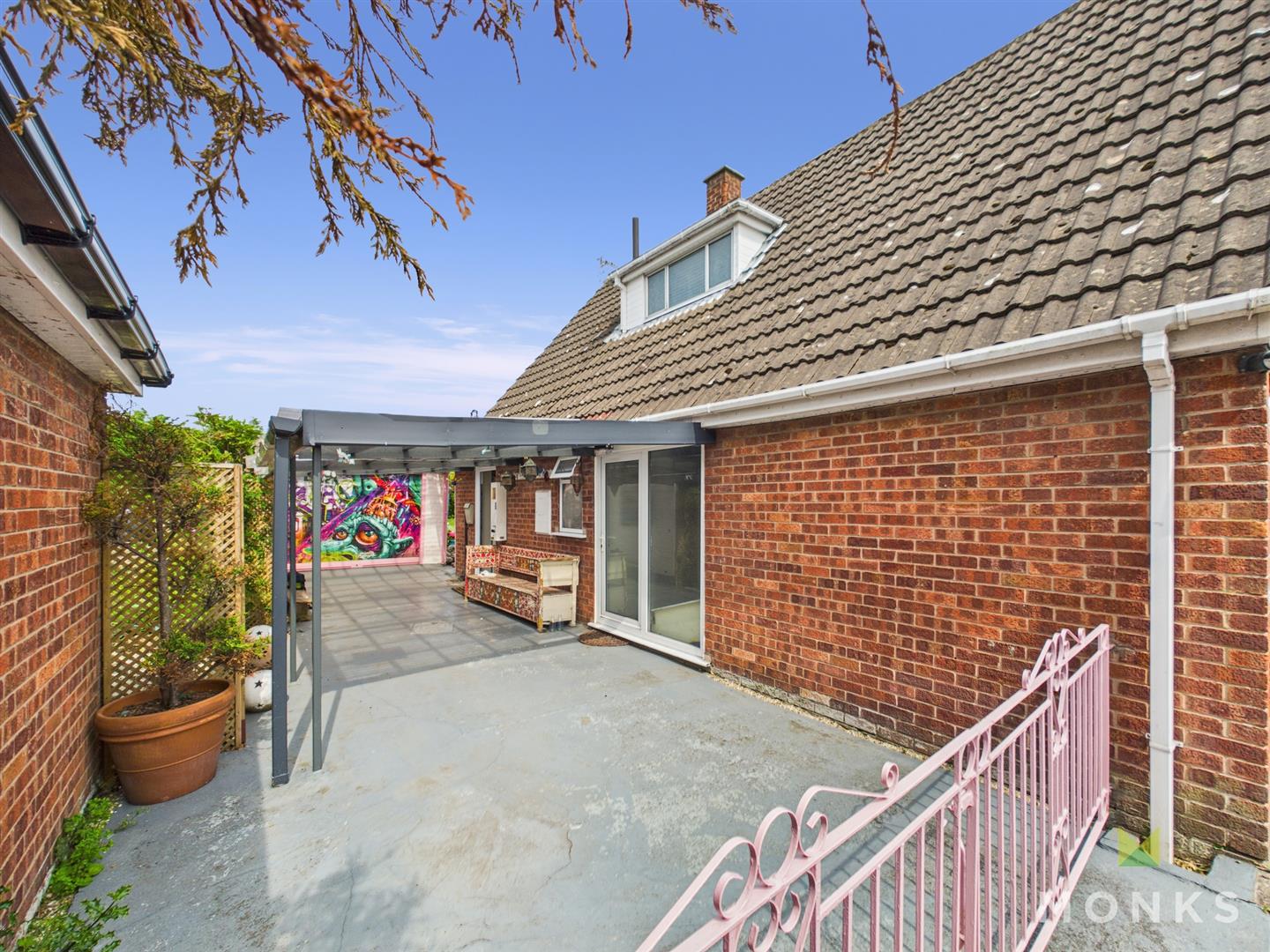 123 Middleton Road, Oswestry, SY11 2LJ For Sale